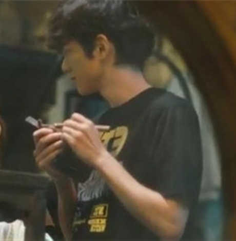 《婆婆的镯子》婆婆为什么不给媳妇真的镯子
