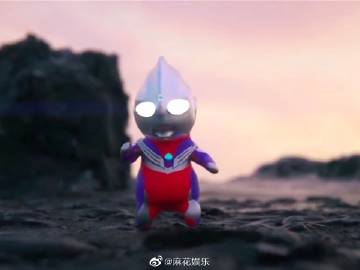 小时候的奥特曼打小怪兽 61669d9562bc8_550_0.jpg