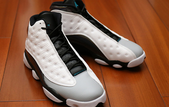 鉴别真假aj13伯爵