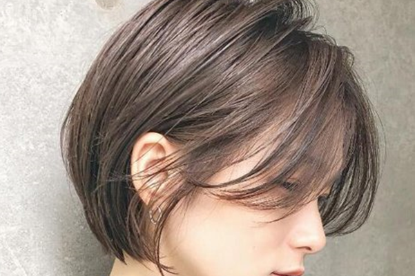 40岁以后要不要留刘海 40岁女性留什么发型