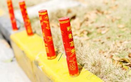 2022立春放炮仗有时辰讲究吗 立春为什么要放鞭炮