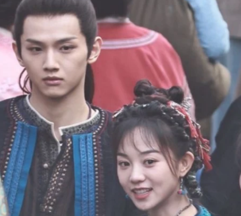 除此之外,该剧还有郑业成,杨志雯,刘海宽,叶海盛,谭