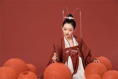 2022年本命年什么时间穿红色内衣内裤 本命年穿红的讲究