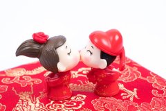 2022年农历二月初五订婚好吗 订婚需要请哪些人参加