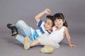 侯姓有寓意的女孩名字