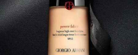 阿玛尼粉底液蓝标和红标的区别有哪些 阿玛尼粉底液蓝标和红标的区别有哪些