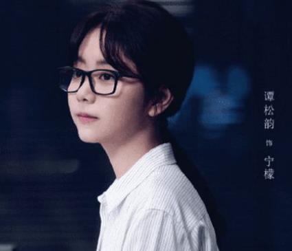 《请叫我总监》什么时候播出 讲述了什么故事