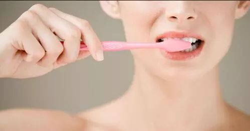 口苦是什么原因怎么导致的 2471_5_550_0.jpeg