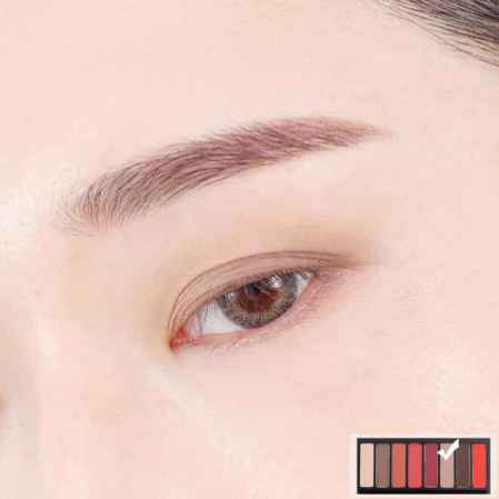 怎样涂眼影粉 398763_13_450_0.jpeg