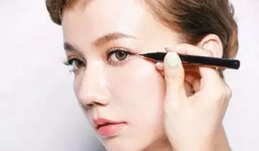 怎么让自己的脸更有神 977154_2_550_0.png
