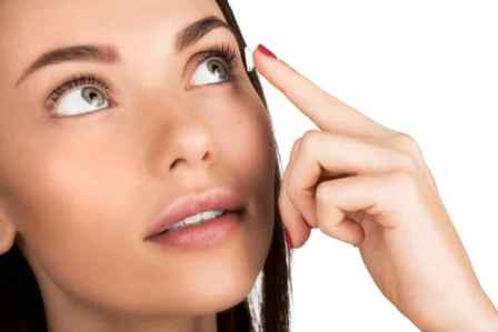 牛仔包臀裙搭配什么上衣好看